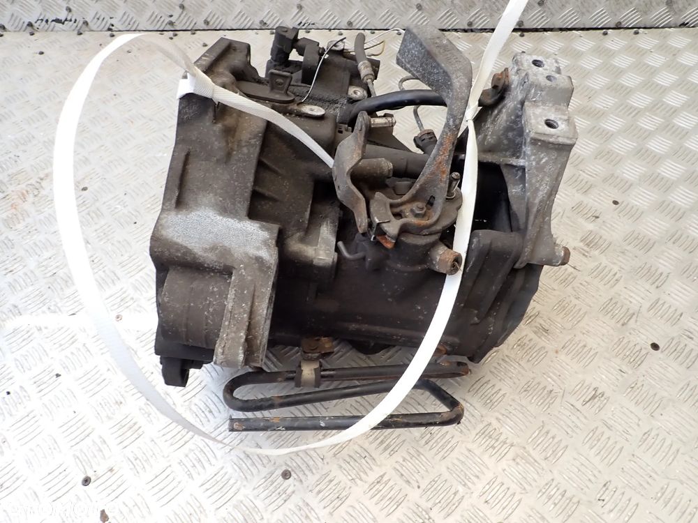 SKRZYNIA BIEGÓW VW GPOLF  EGZ