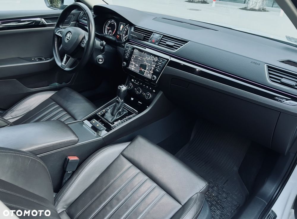 Skoda Superb 2.0 TDI L&K DSG - 15