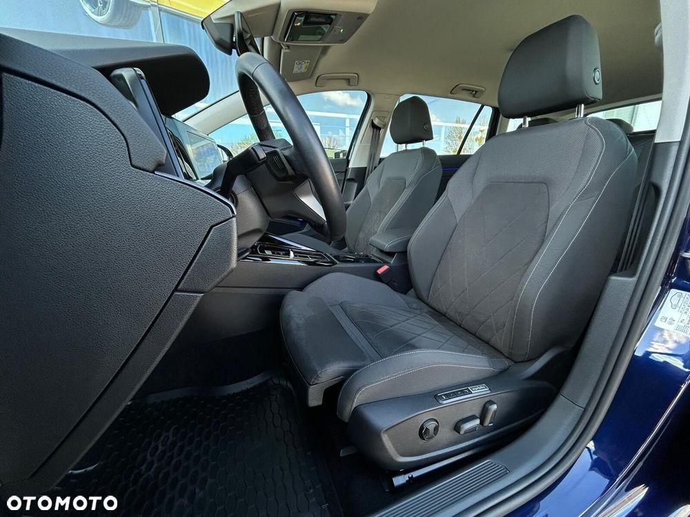Volkswagen Golf Variant - 8