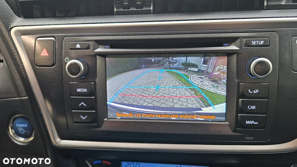 Toyota Auris - 25