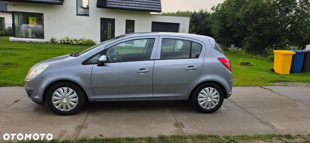 Opel Corsa 1.2 16V Enjoy - 8