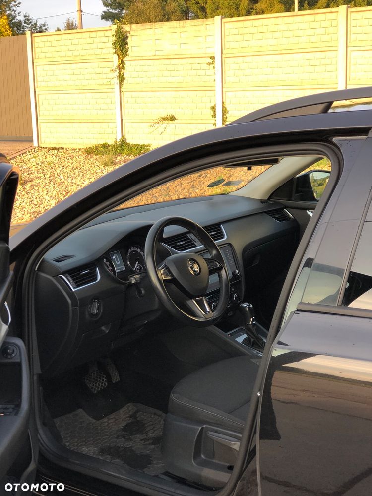 Skoda Octavia 2.0 TDI Ambition DSG - 27