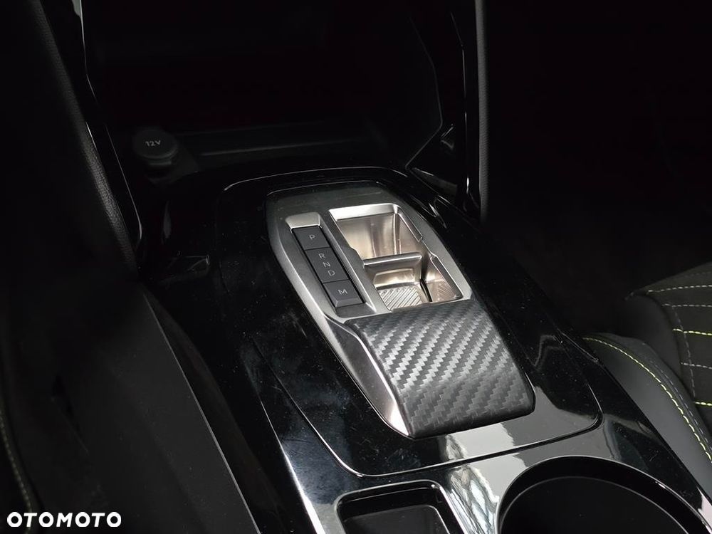 Peugeot 2008 PureTech 130 GT S&S EAT8 - 21