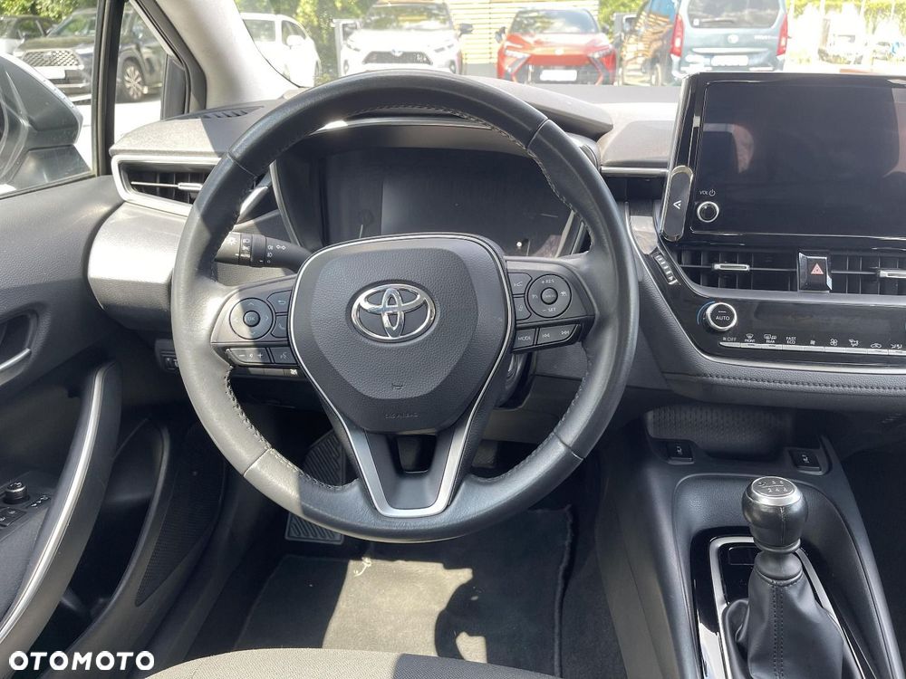 Toyota Corolla - 11