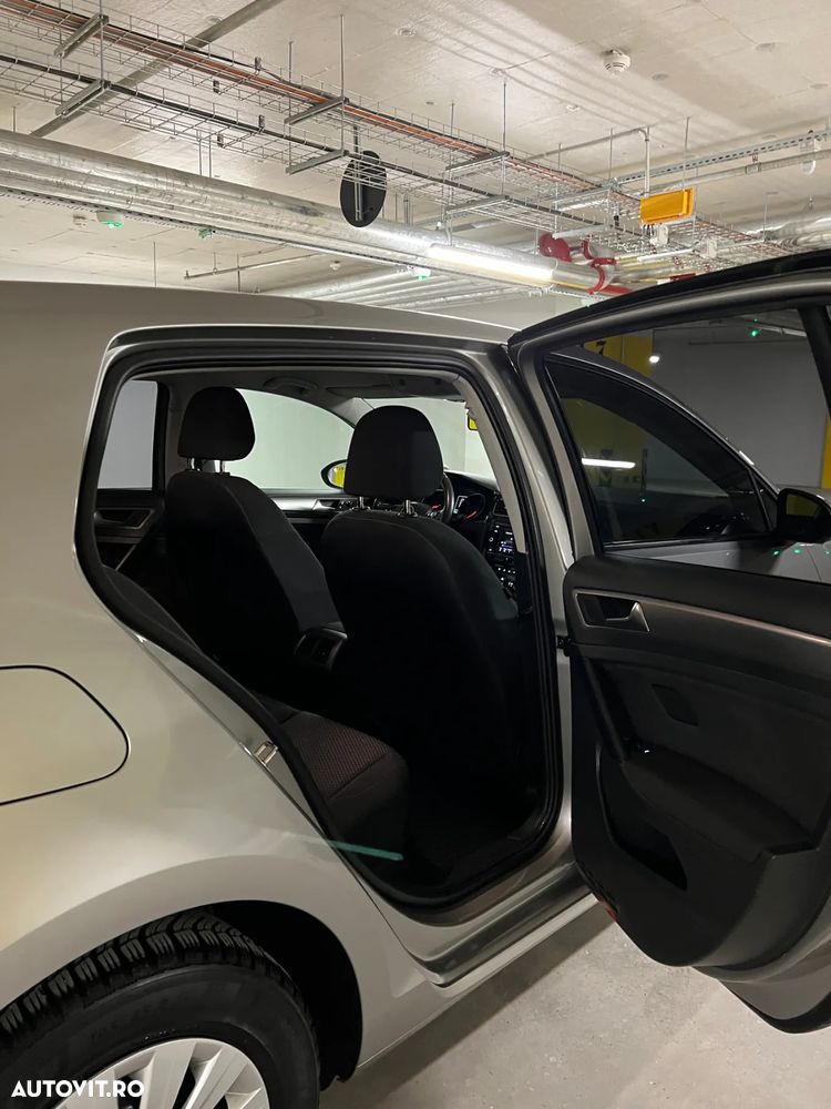 Volkswagen Golf 1.6 TDI Comfortline - 20