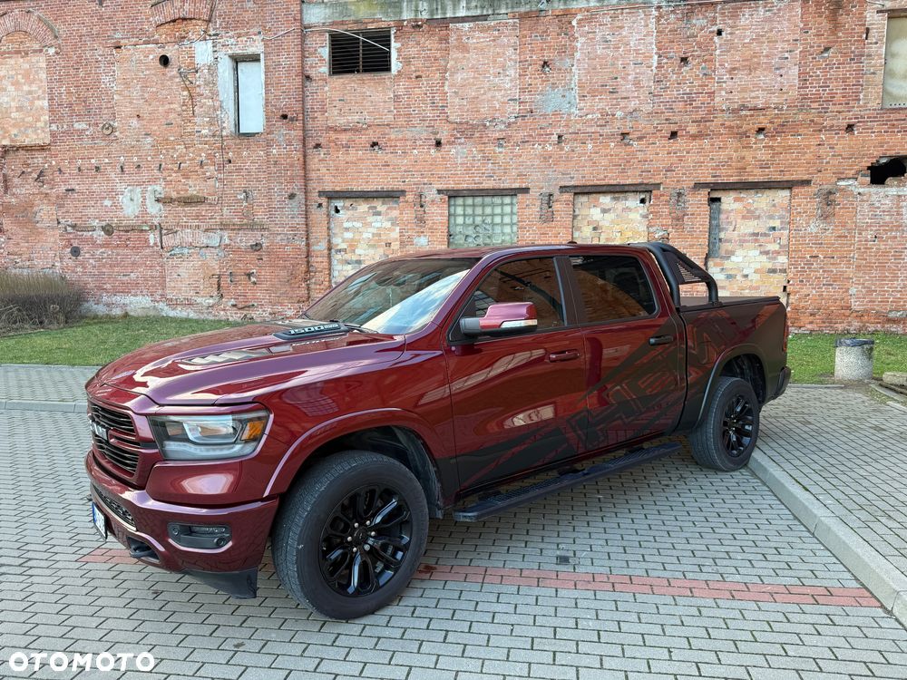 RAM 1500 Crew Cab Laramie - 9