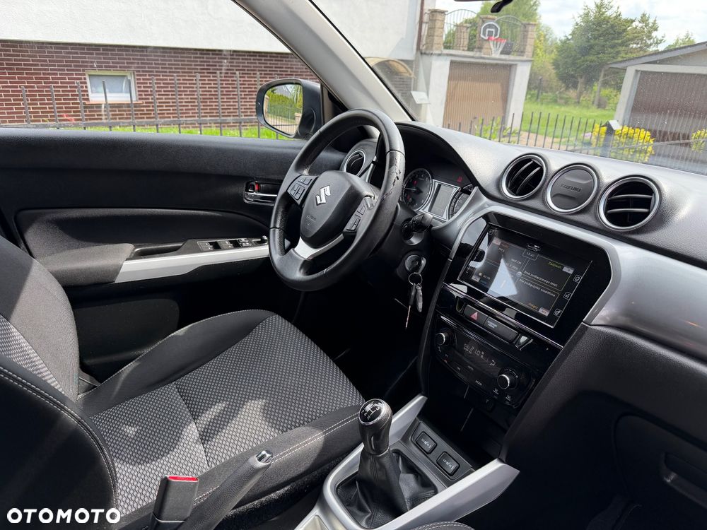 Suzuki Vitara 1.6 Elegance 2WD - 15