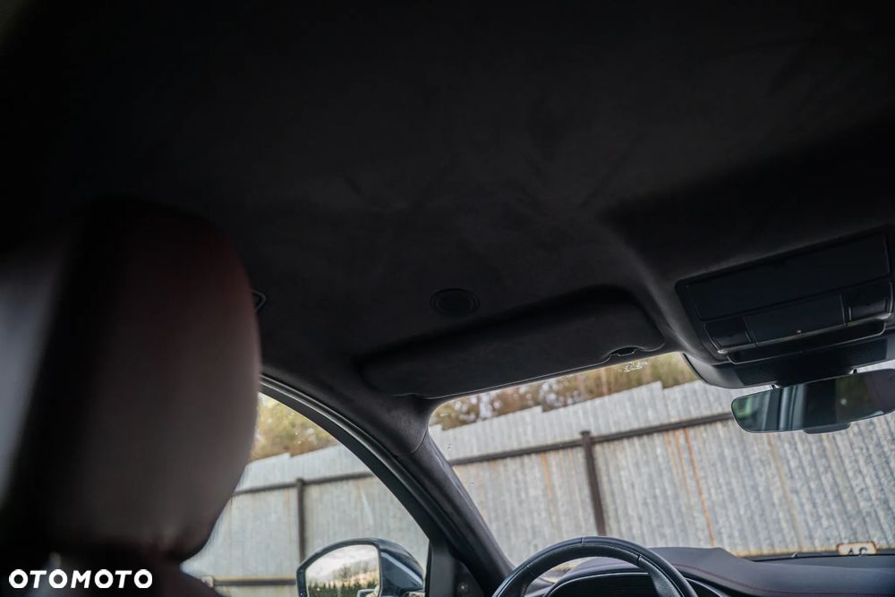 Jaguar E-Pace D200 AWD R-Dynamic SE - 35