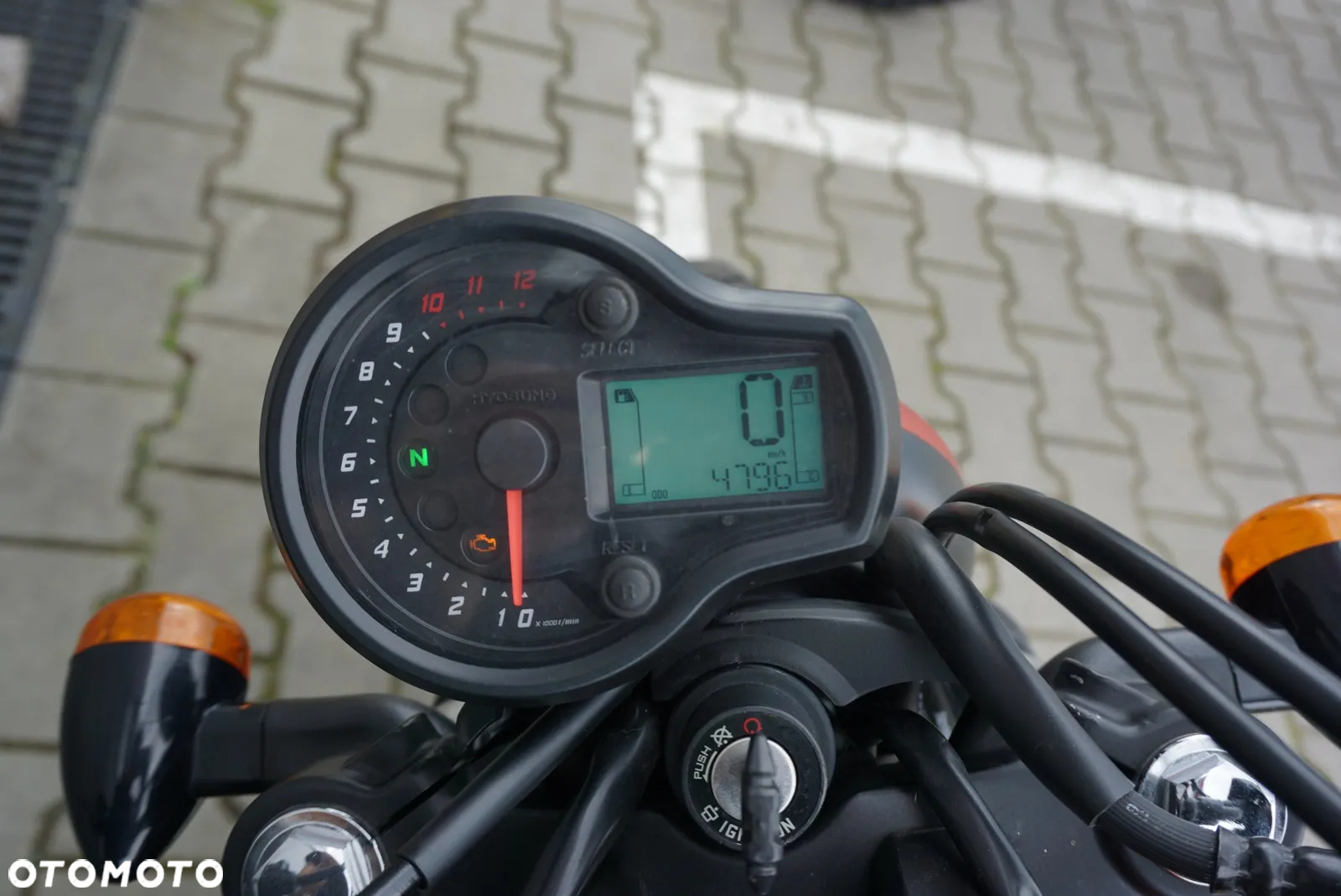 Hyosung GV - 17