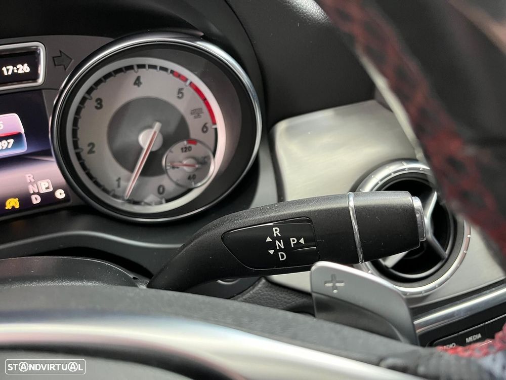 Mercedes-Benz CLA 220 CDi AMG Line Aut. - 18