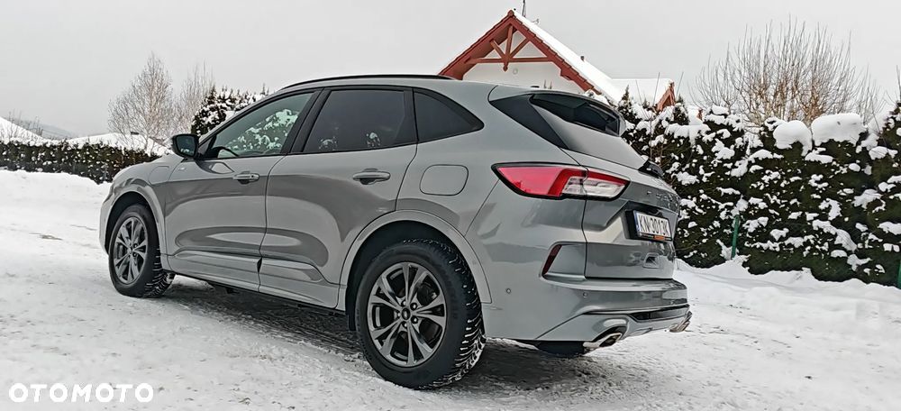 Ford Kuga 2.5 Duratec PHEV ST-LINE X - 39