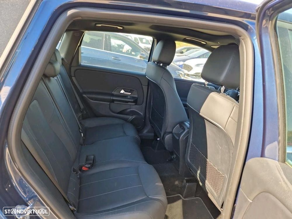 Mercedes-Benz B 250 e Progressive - 12
