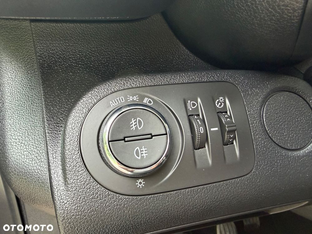 Opel Combo - 21