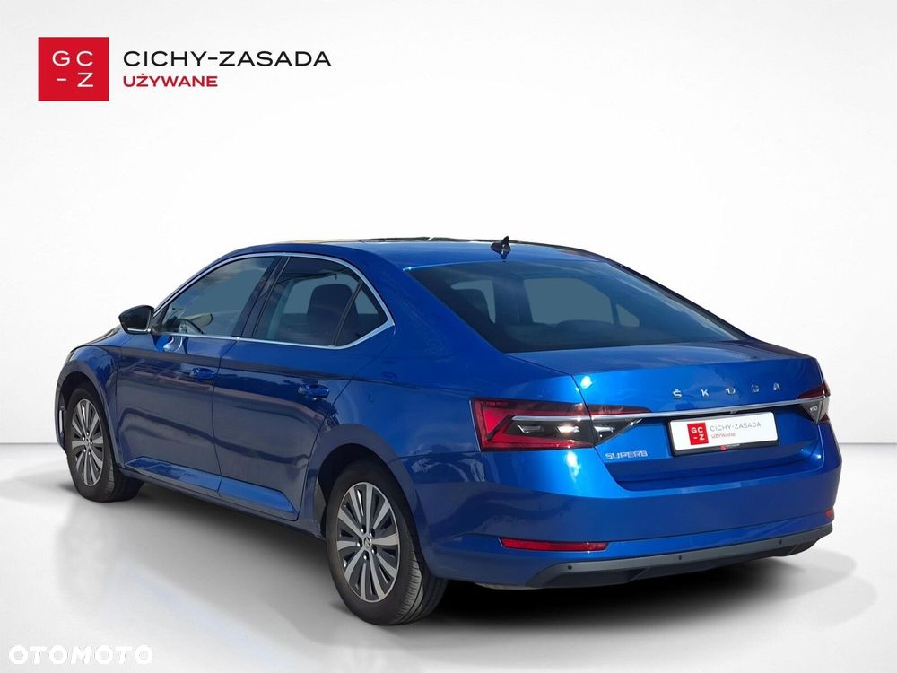 Skoda Superb 2.0 TDI SCR Style DSG - 3