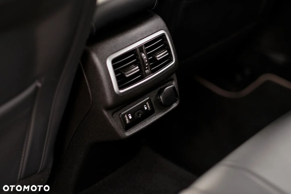 Renault Talisman ENERGY dCi 160 EDC INITIALE PARIS - 36