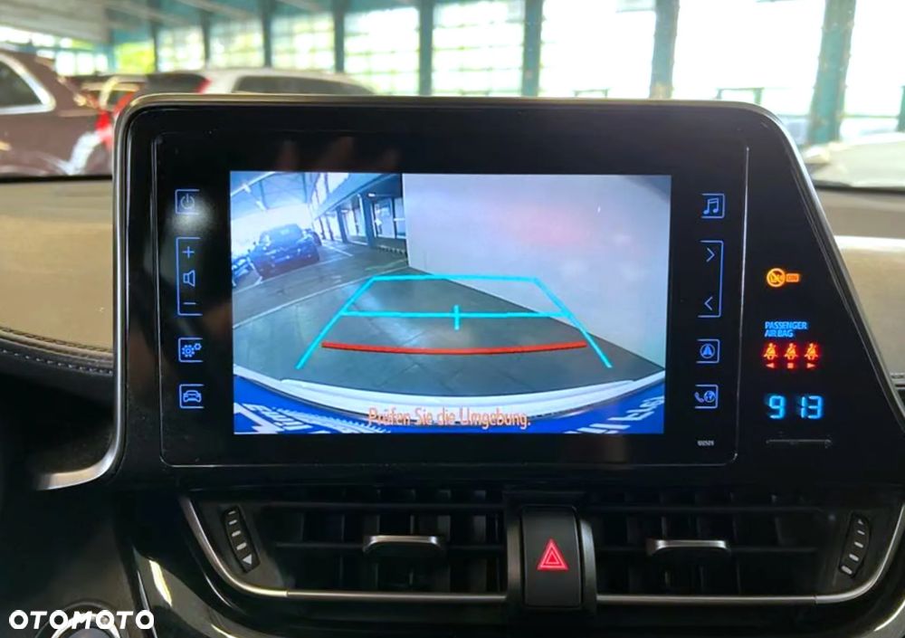 Toyota C-HR 1.8 Hybrid Prestige - 30