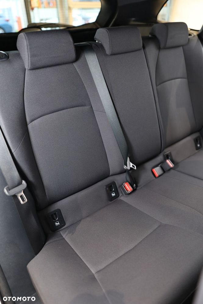 Toyota Corolla 1.8 Hybrid Active - 18