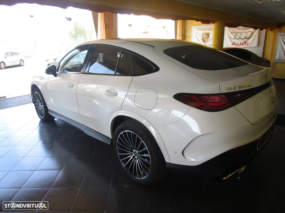 Mercedes-Benz GLC 300 - 9