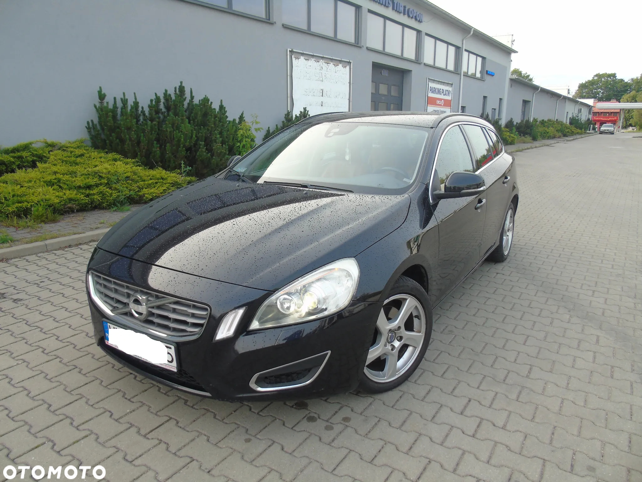Volvo V60 D2 Summum - 16