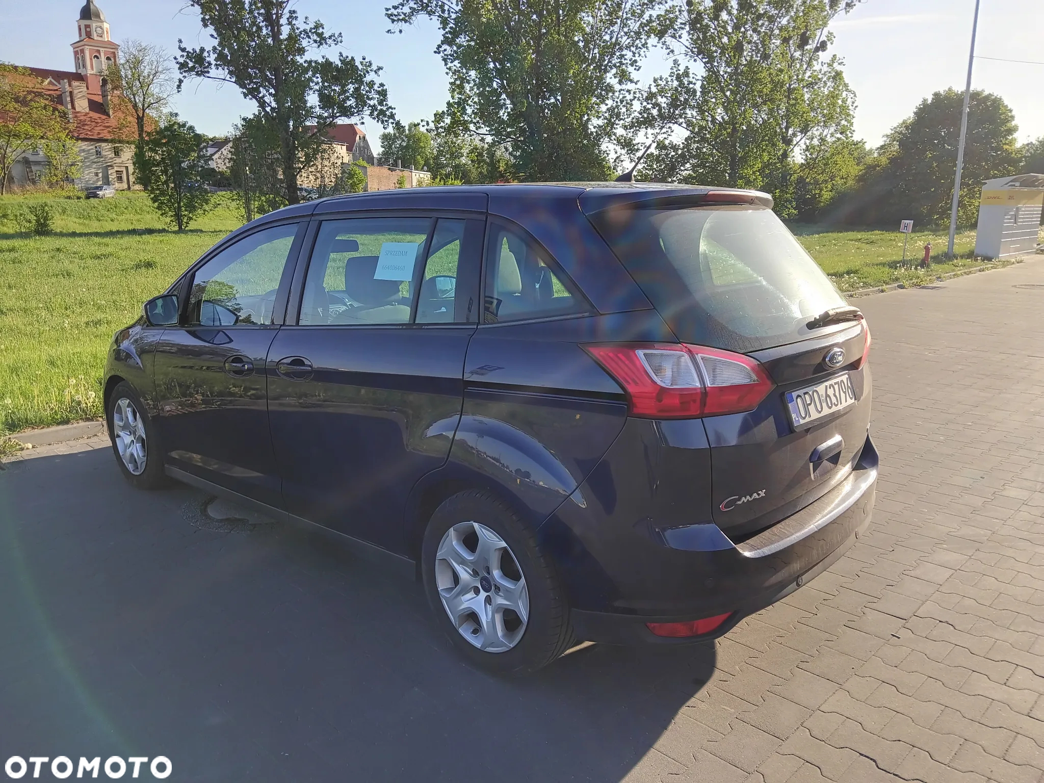 Ford Grand C-MAX - 12