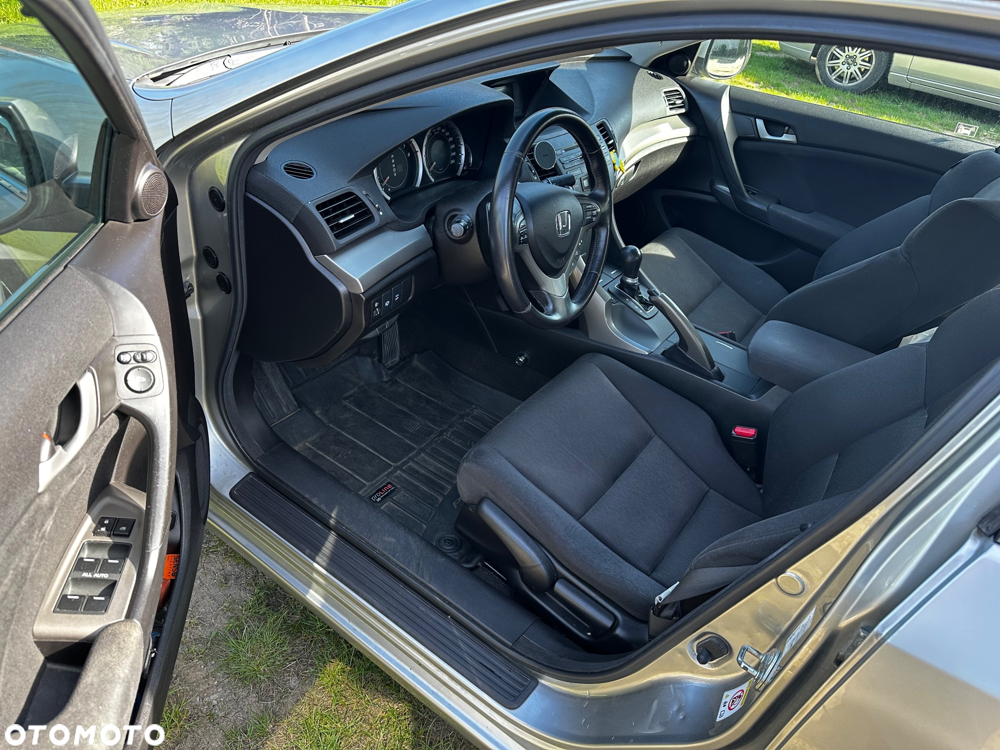 Honda Accord 2.0 Elegance - 8