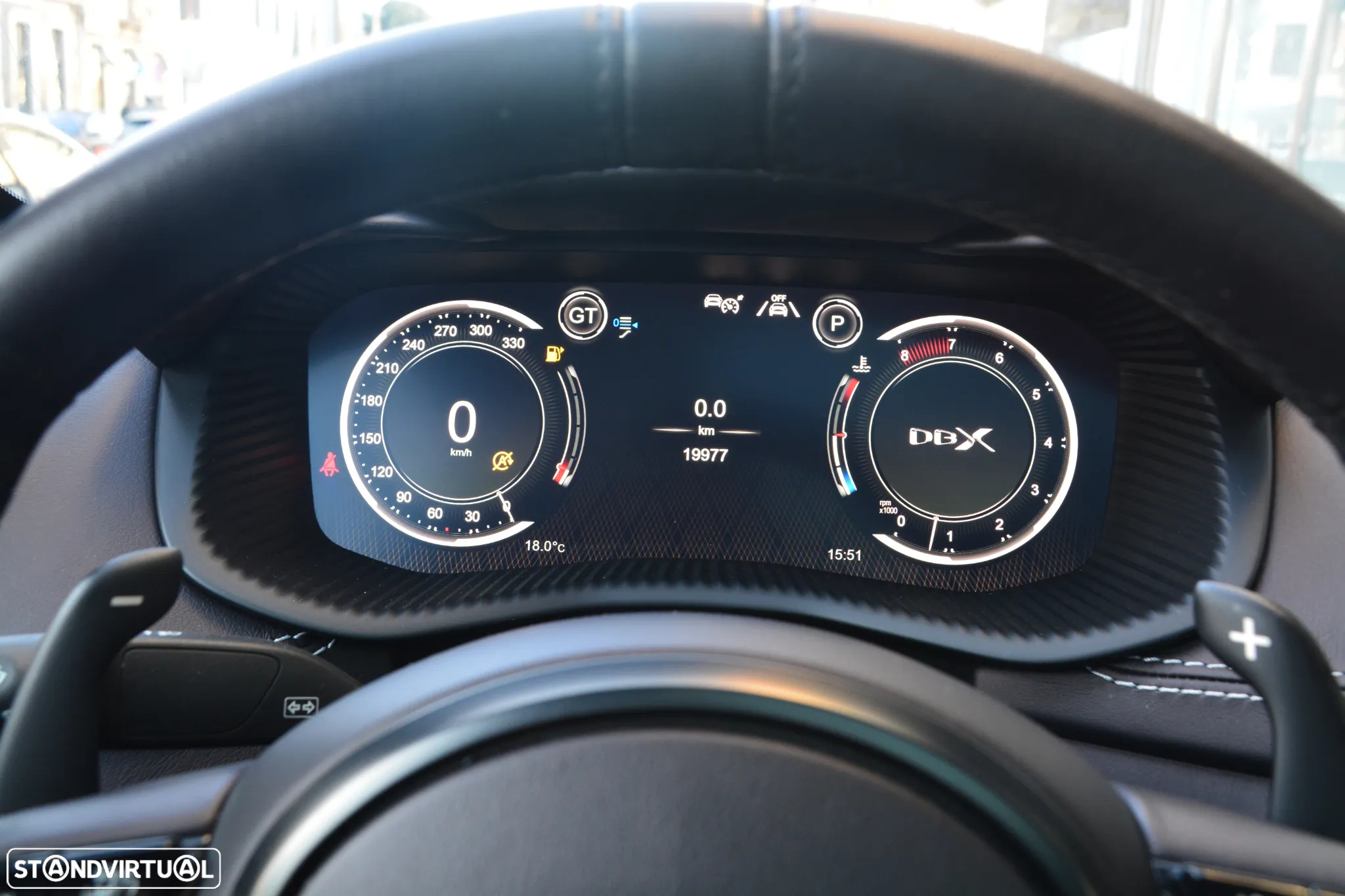 Aston Martin DBX Standard - 24