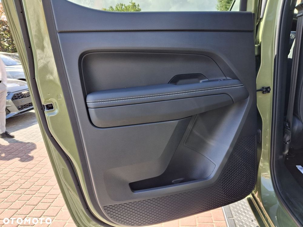 Volkswagen Amarok - 19