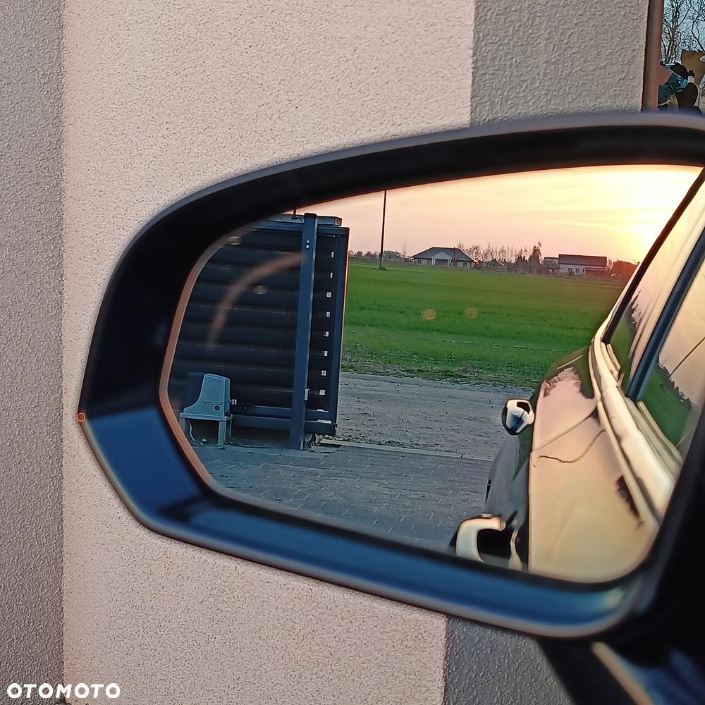 Volvo V90 D4 Geartronic Momentum Pro - 24