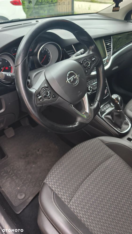 Opel Astra 1.6 D (CDTI) Start/Stop Innovation - 12