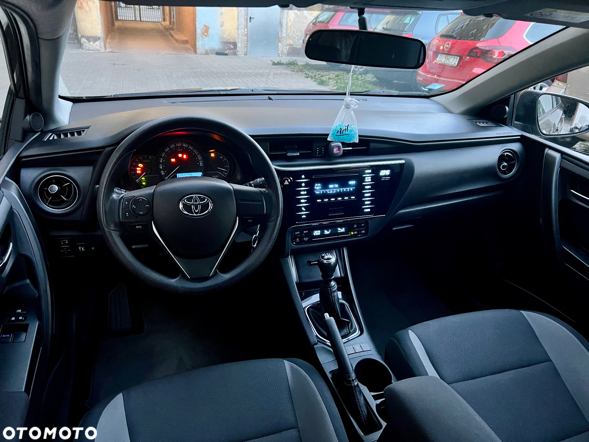 Toyota Auris 1.6 Active - 13