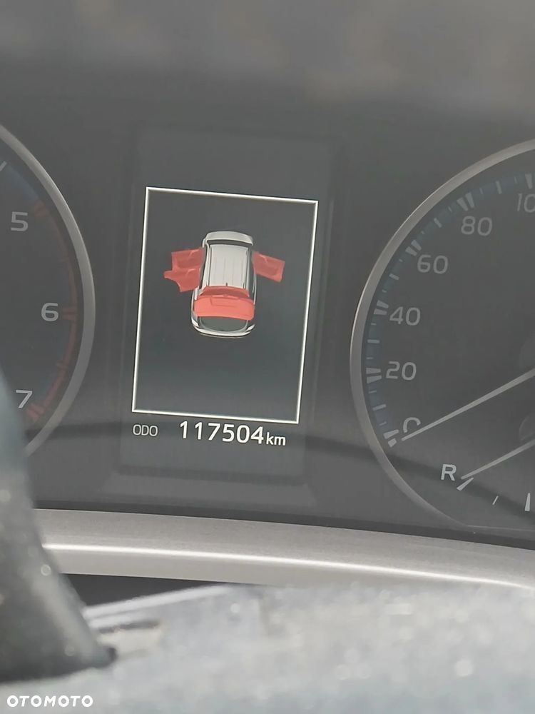 Toyota RAV4 2.0 D-4D Premium 4x2 - 17