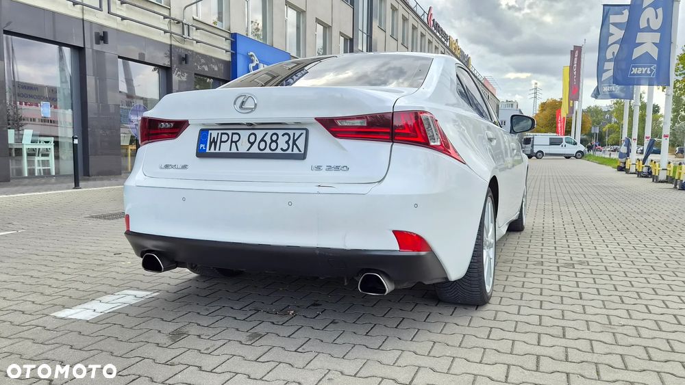 Lexus Is 2014 photo 4