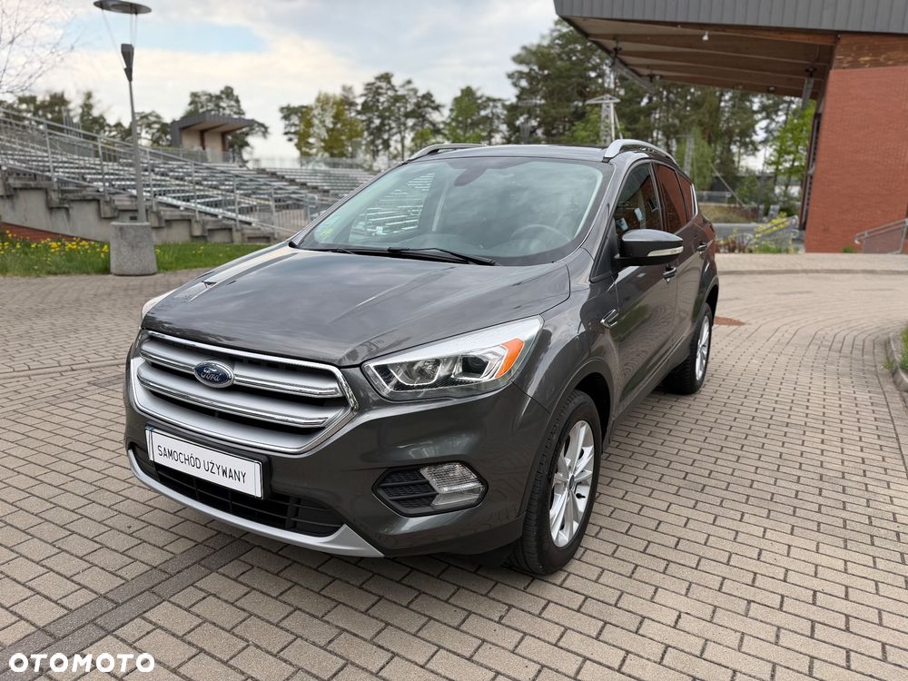 Ford Kuga 2.0 TDCi 2x4 Titanium - 2