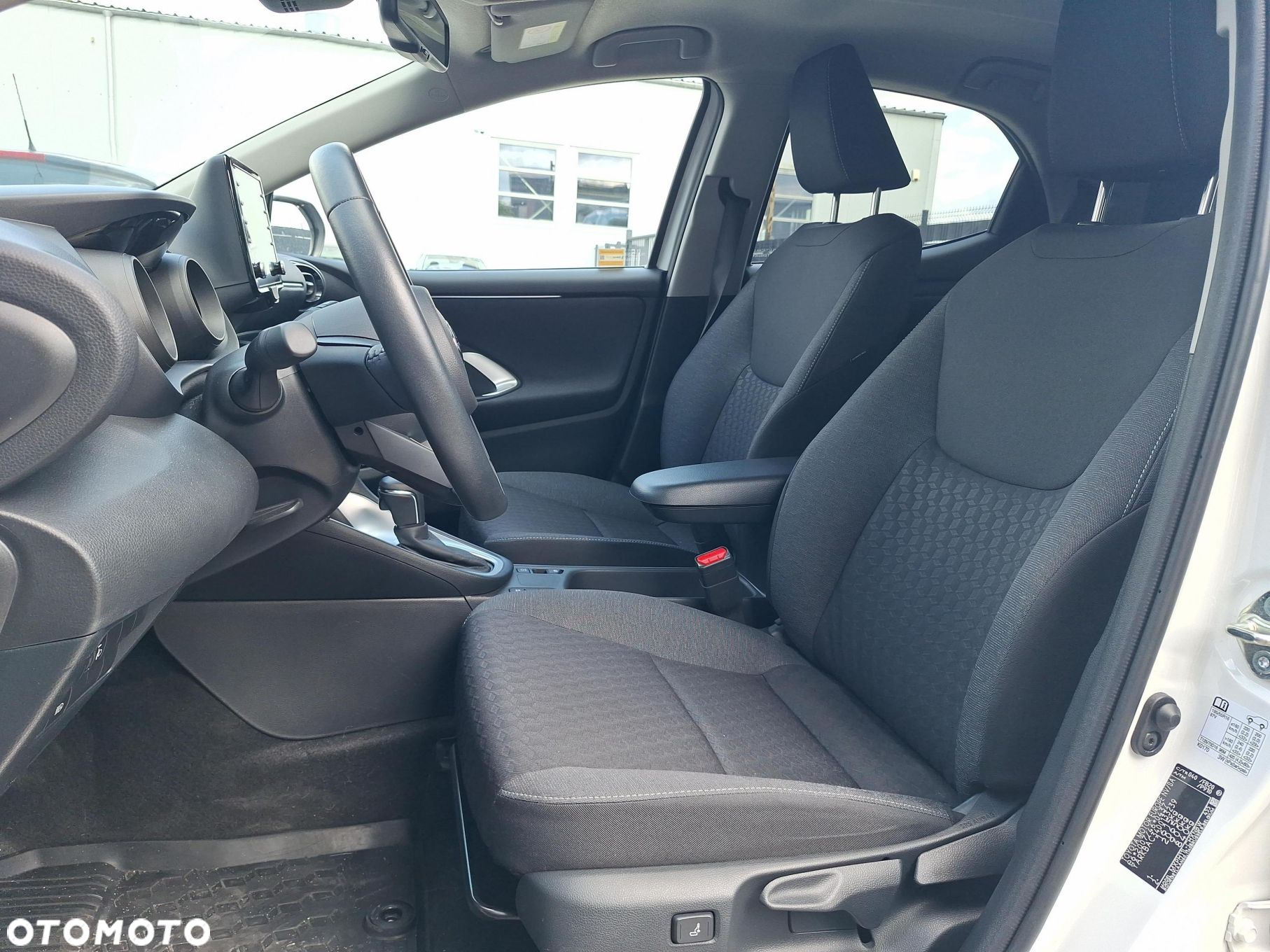 Toyota Yaris - 11