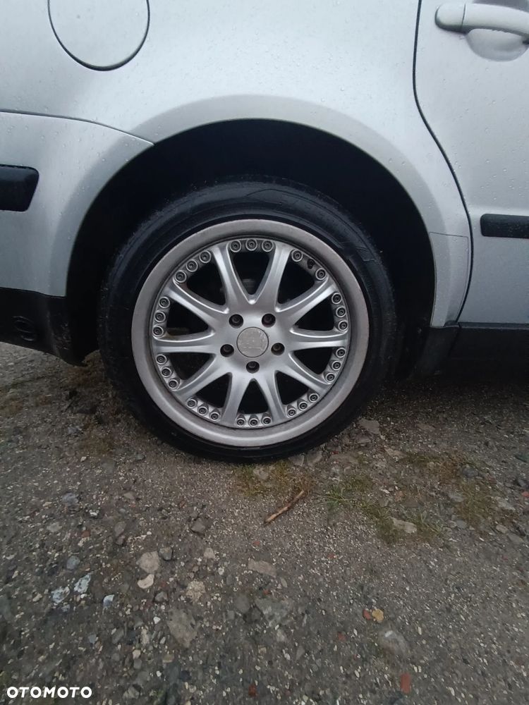 Volkswagen Passat 1.8T - 3