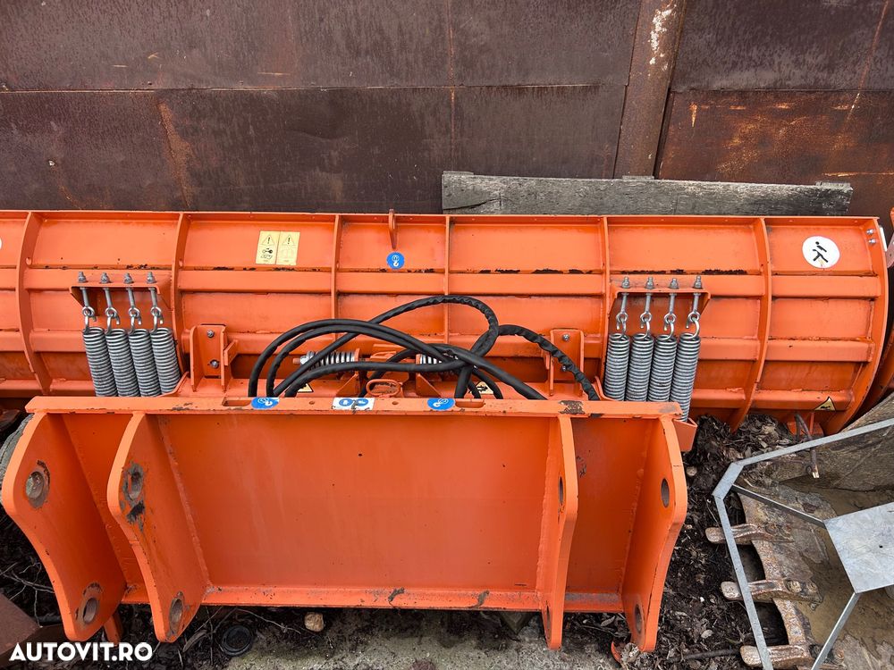 Caterpillar 434F2 - 12