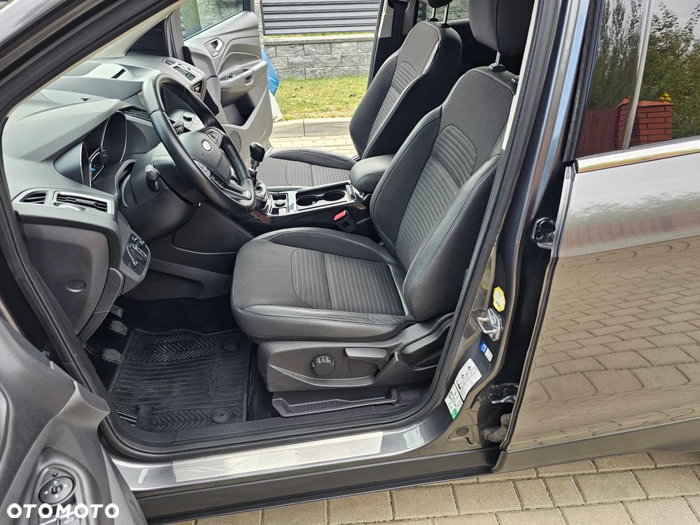 Ford Kuga 2.0 TDCi FWD Titanium Plus - 8