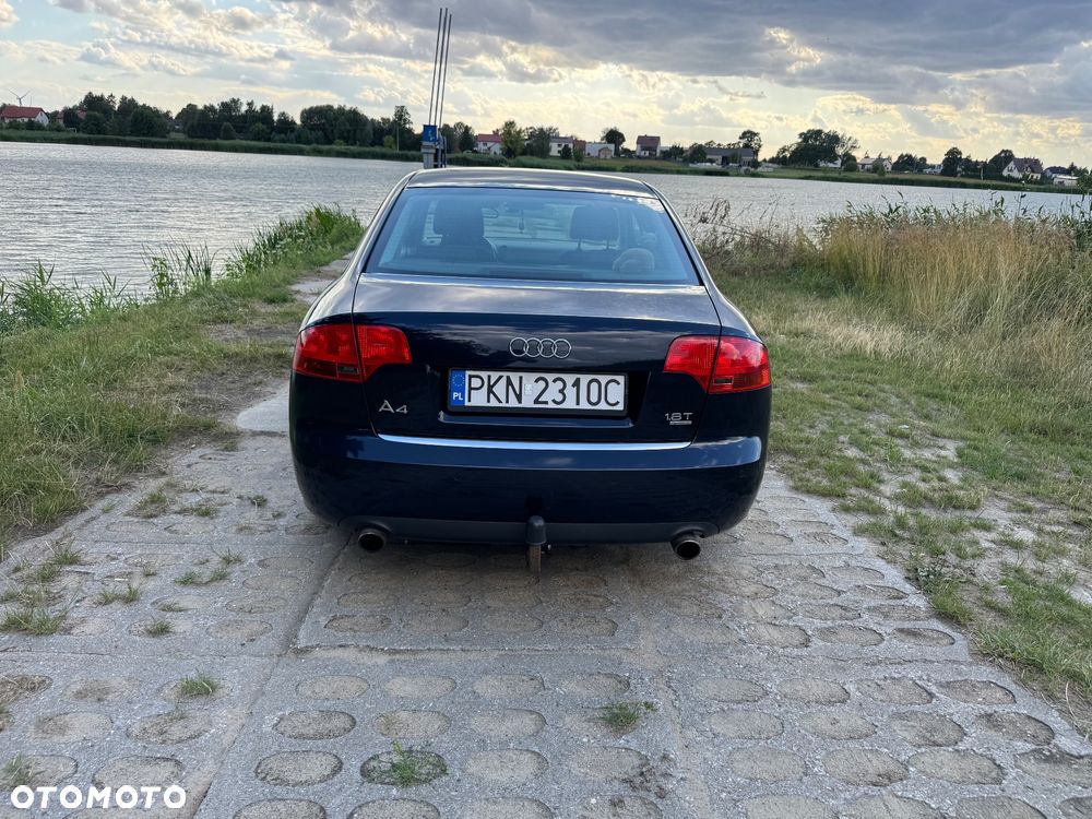 Audi A4 Limousine 1.8 T quattro - 9