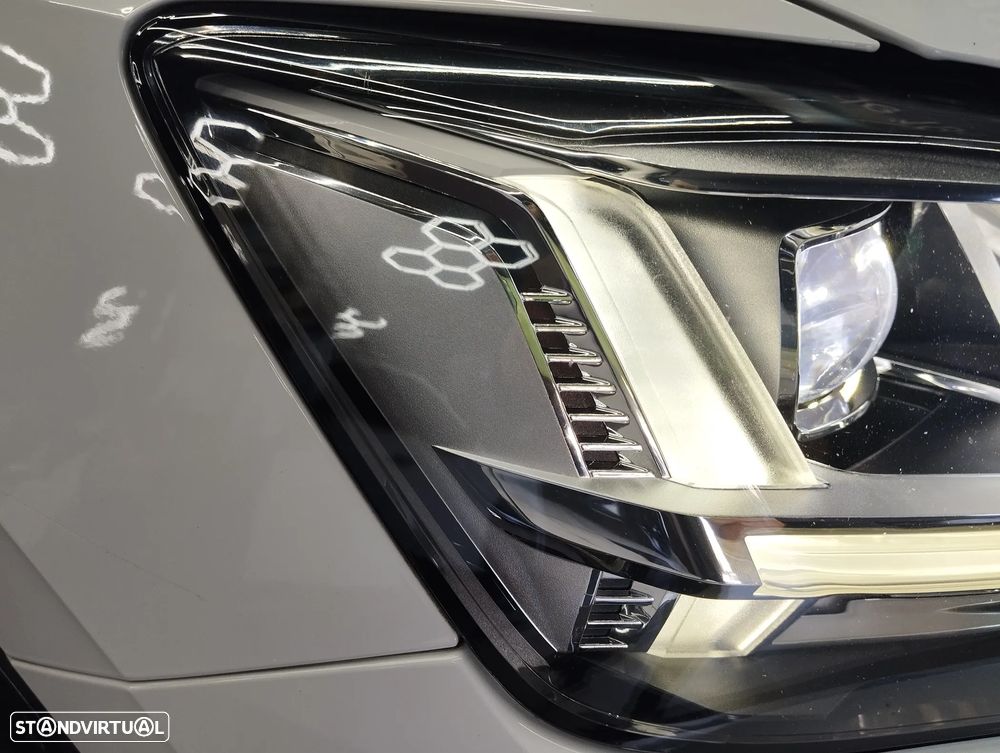 Audi Q2 30 TDI Design S tronic - 8