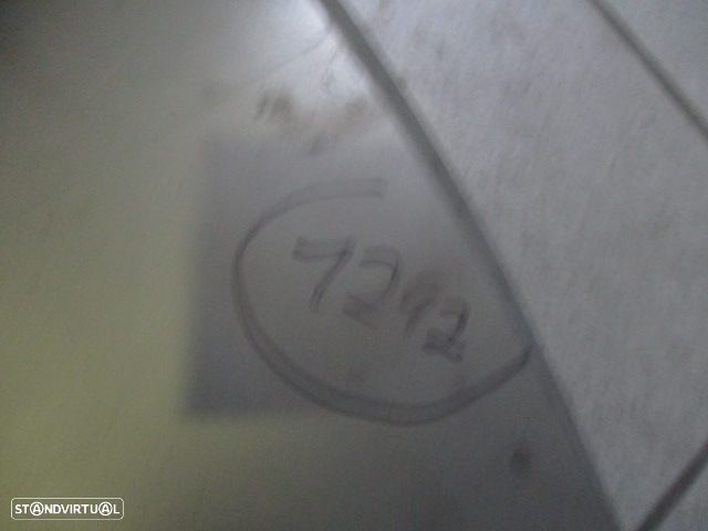 Grelha Friso 1246901640R MERCEDES W124 SW 1992 FD - 2