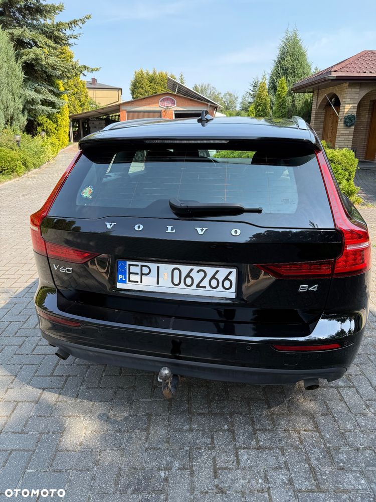 Volvo V60 B4 D Geartronic Momentum Pro - 3