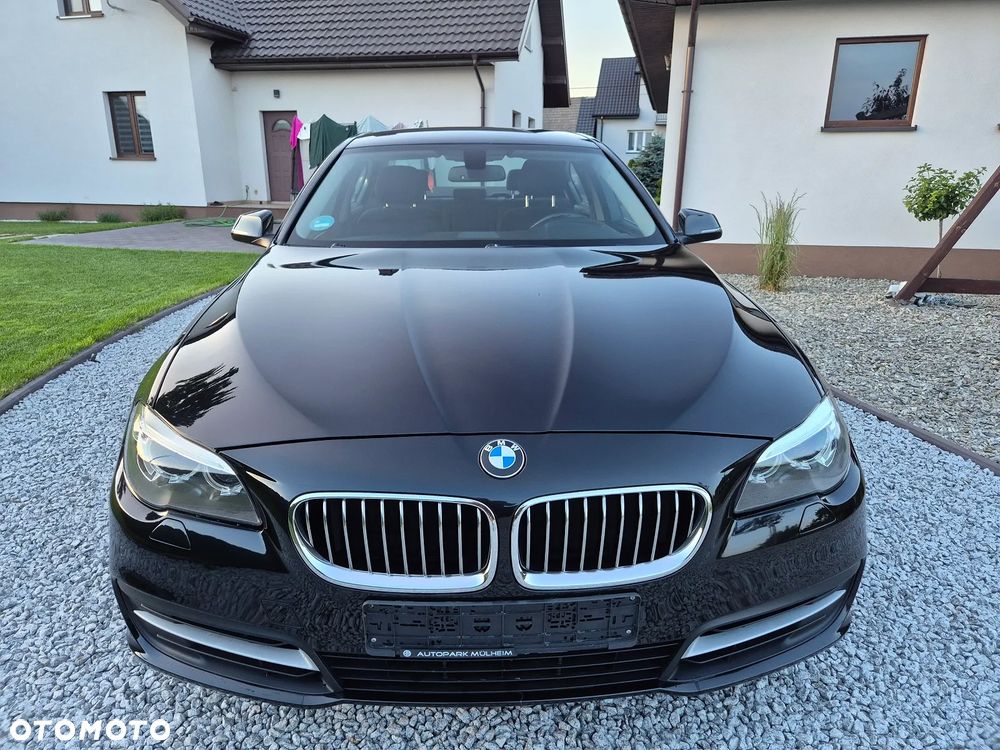 BMW Seria 5 520d - 39