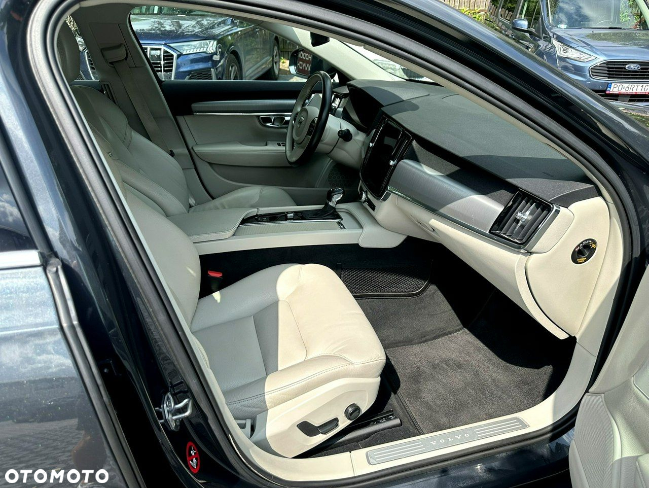Volvo V90 D5 AWD Momentum - 18