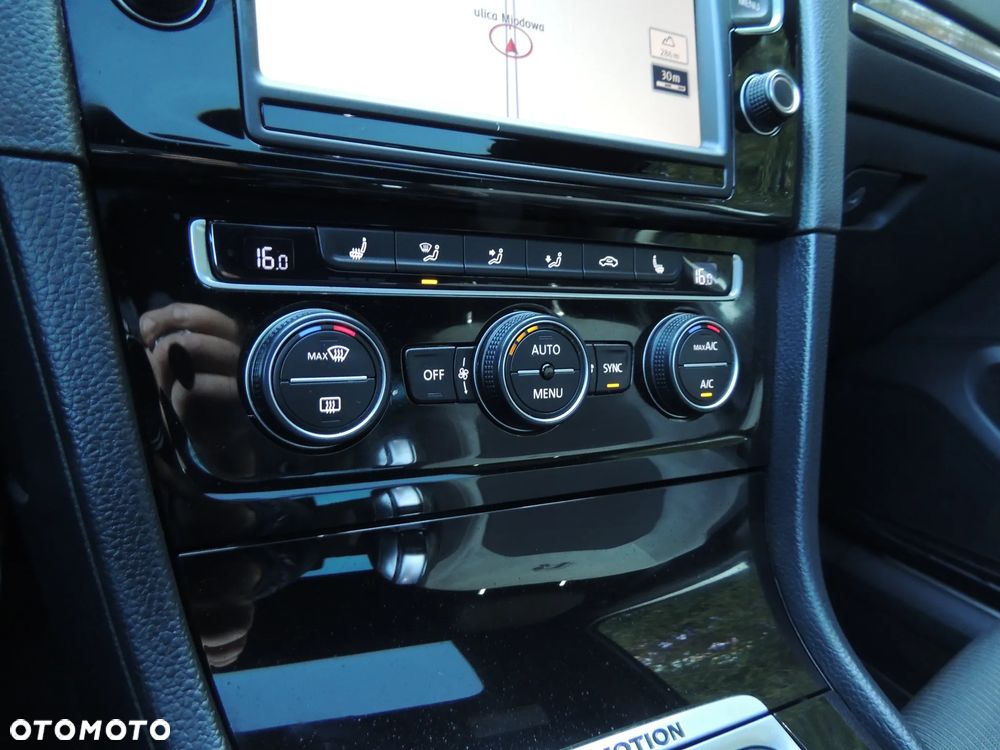 Volkswagen Golf VII 2.0 TSI BMT 4Mot R DSG - 15