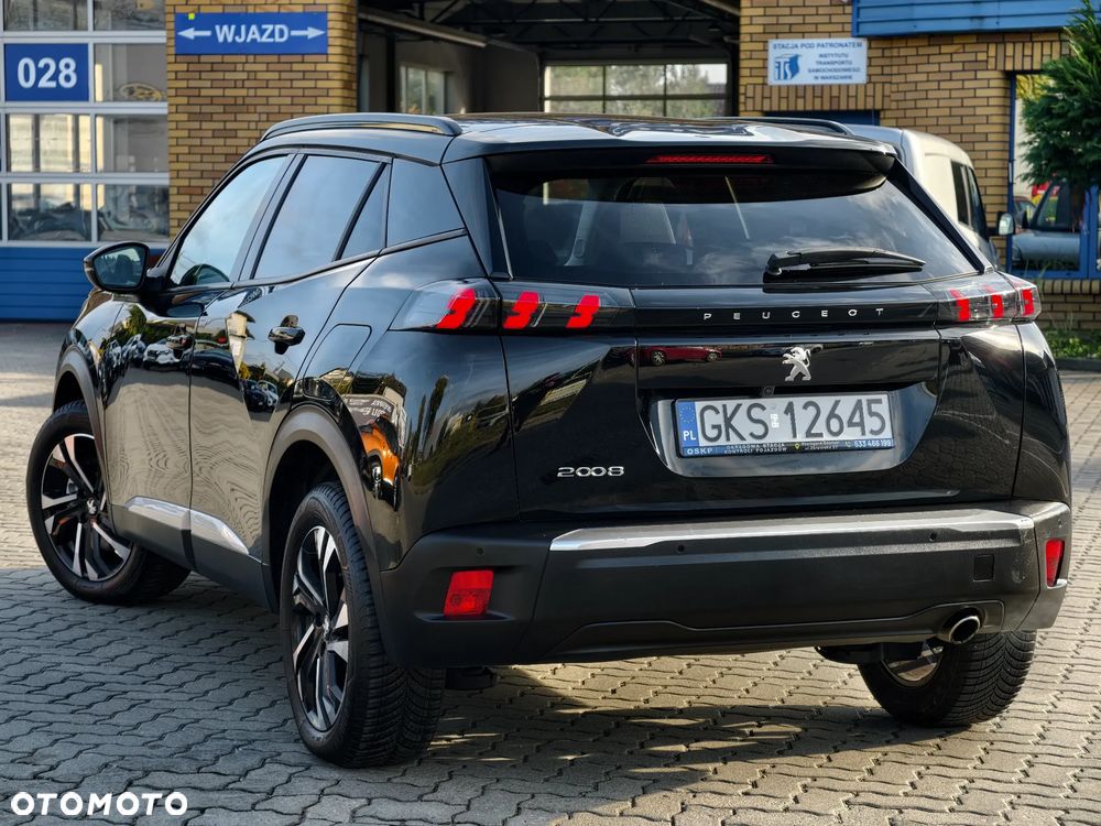 Peugeot 2008 1.5 BlueHDi Allure S&S EAT8 - 23
