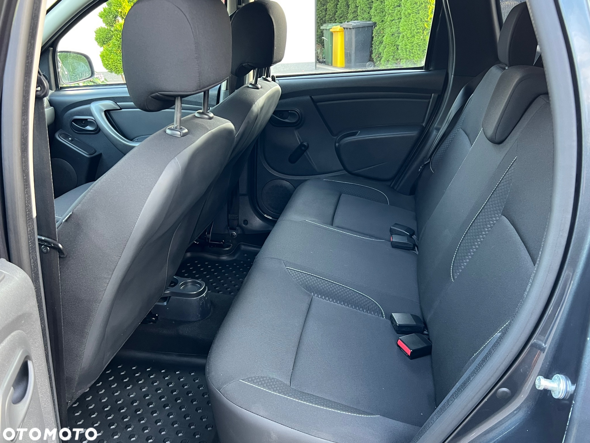 Dacia Duster 1.6 SCe Ambiance S&S - 22