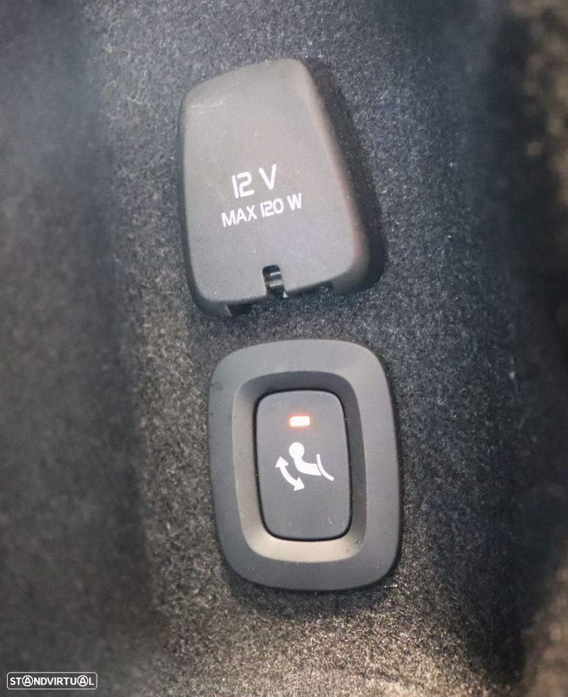 Volvo S90 2.0 T8 R-Design AWD Geartronic - 39