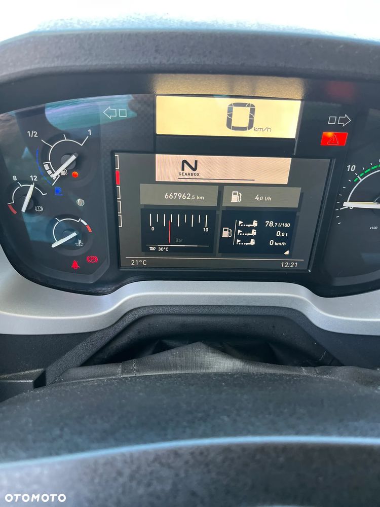 Renault T 440 - 10