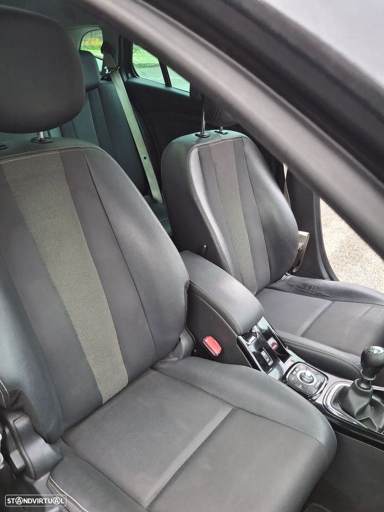 Renault Mégane Sport Tourer 1.5 dCi Bose Edition SS - 16