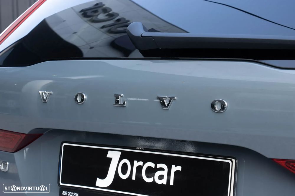 Volvo XC 60 2.0 T6 PHEV Inscription AWD - 29